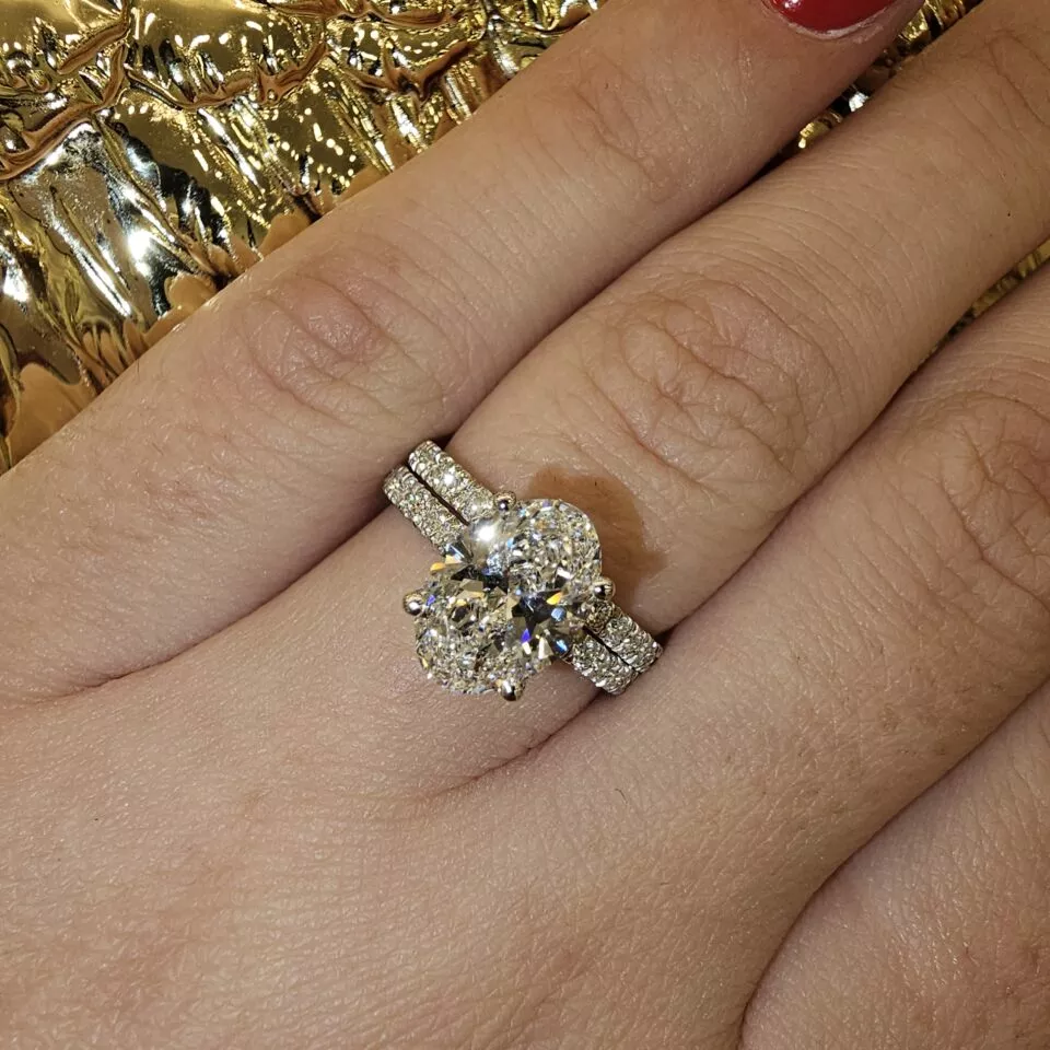 טבעת זהב 14K יוקרתית  - יהלומי מעבדה - דגם ERO524